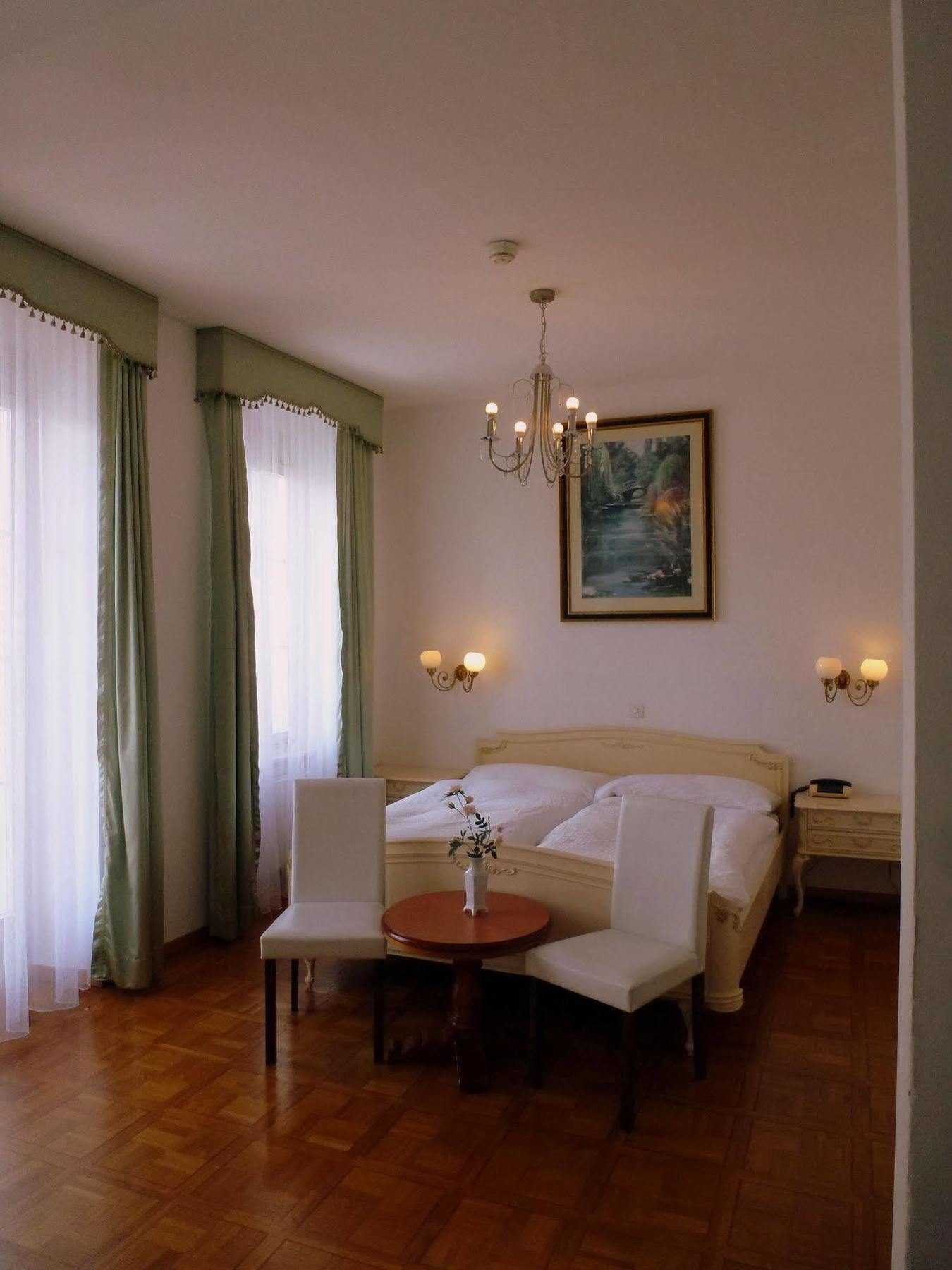 Continental Hotel Unterseen